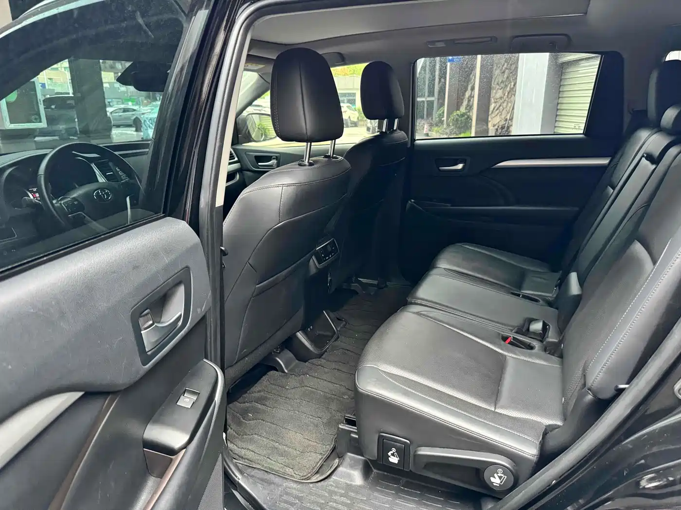 Toyota Highlander 2018 2.0T 4WD Luxury 7-seater China VI фото 5