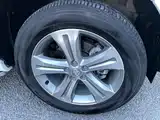 Photo 16 - Toyota Highlander