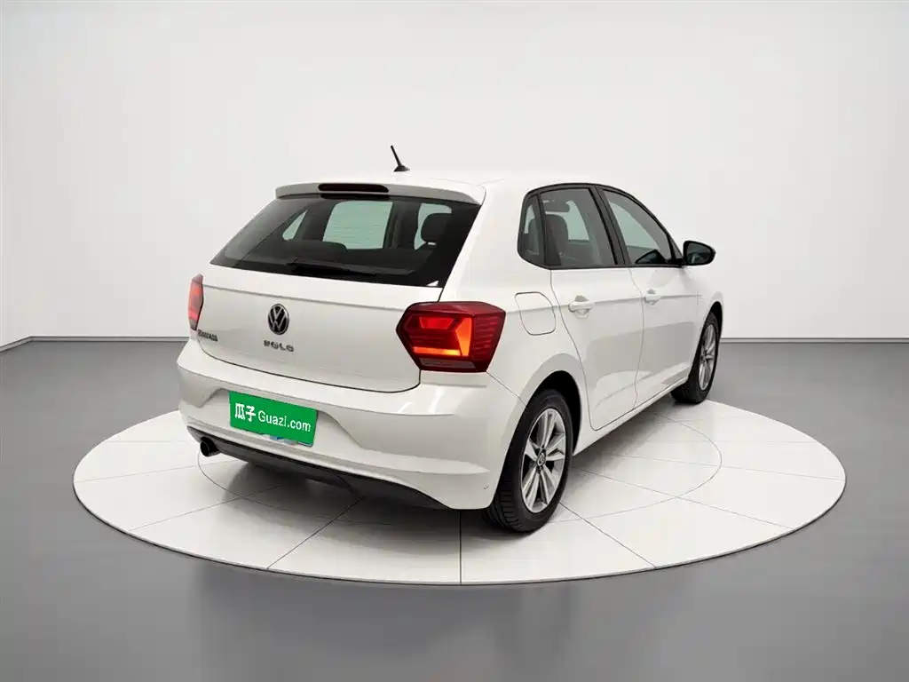 Volkswagen Polo 2023 Facelift Plus 1.5L Auto Joyful Living Edition фото 7