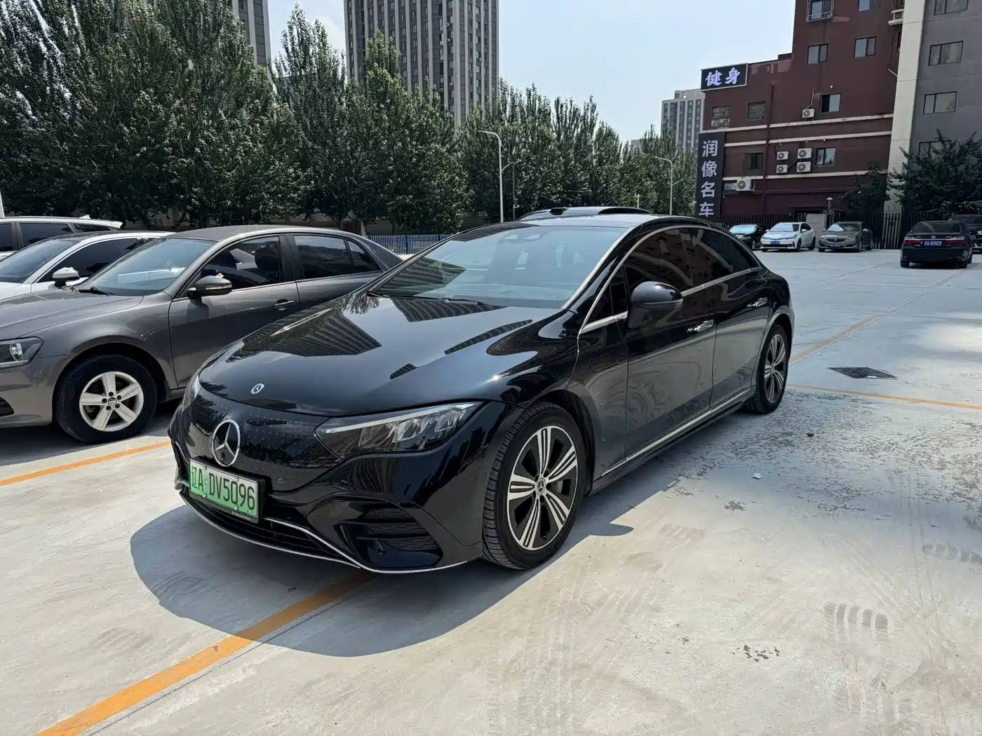 Mercedes-Benz EQE 2022