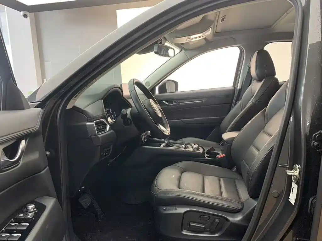 Фото 5 - Mazda CX-5