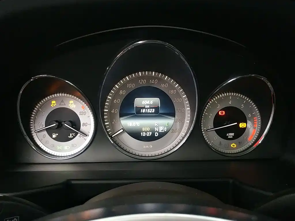 Mercedes-Benz GLK-Class 2015 GLK 260 4MATIC Dynamic Ultimate Edition фото 4