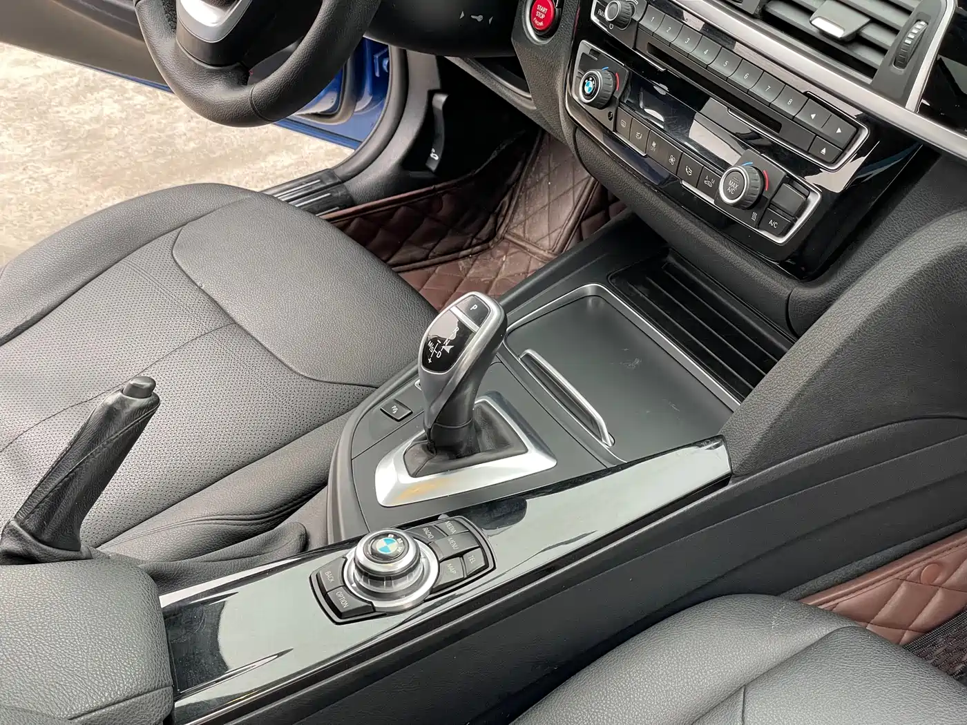 BMW 3 Series 2017 320Li M Sport фото 19