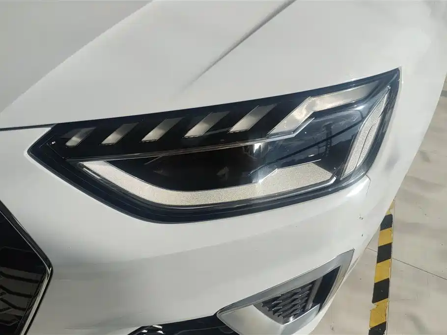 Audi A4L 2020 40 TFSI Fashion Elegance фото 5