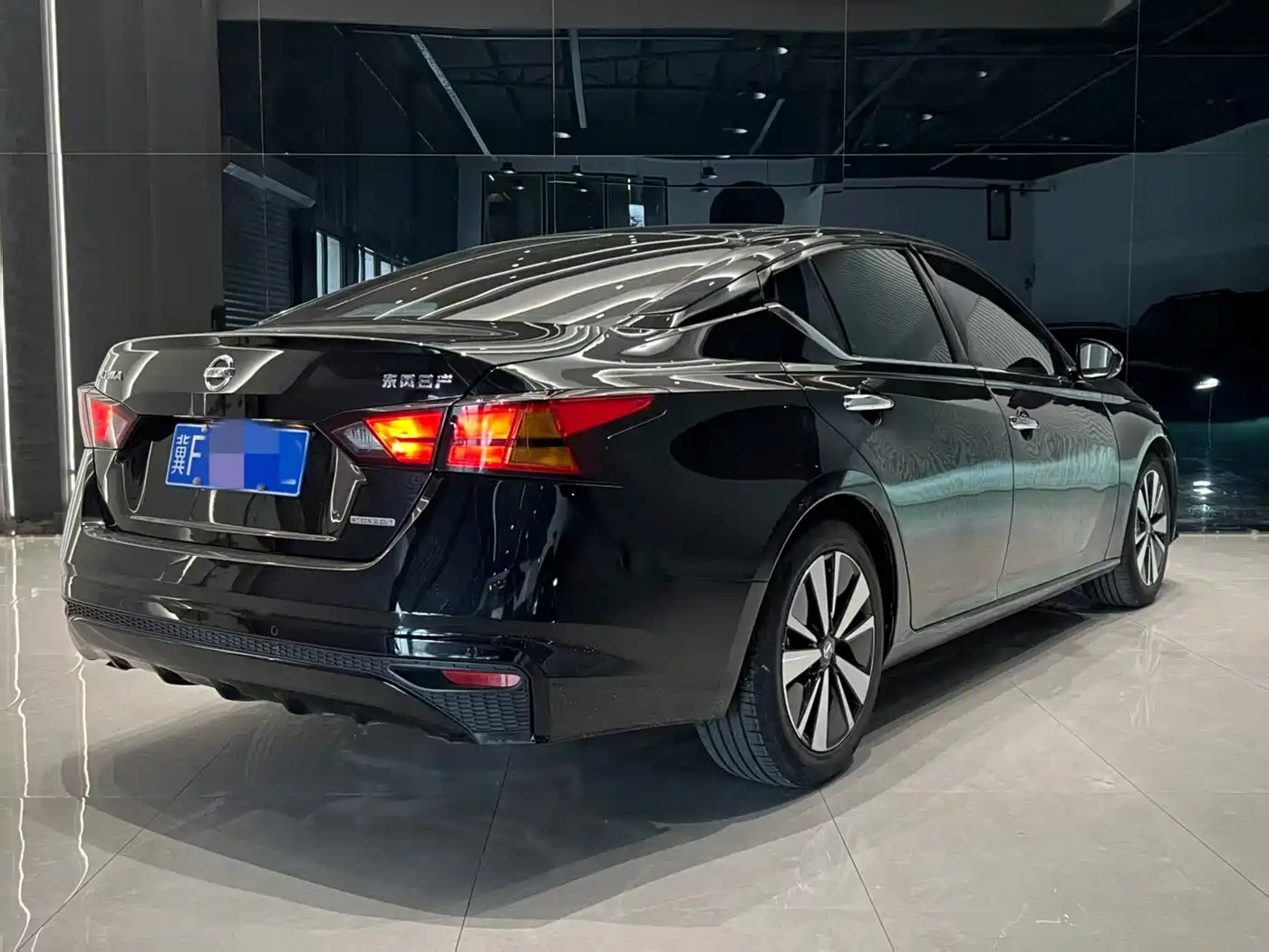 Nissan Teana 2021 2.0L XL Comfort фото 5