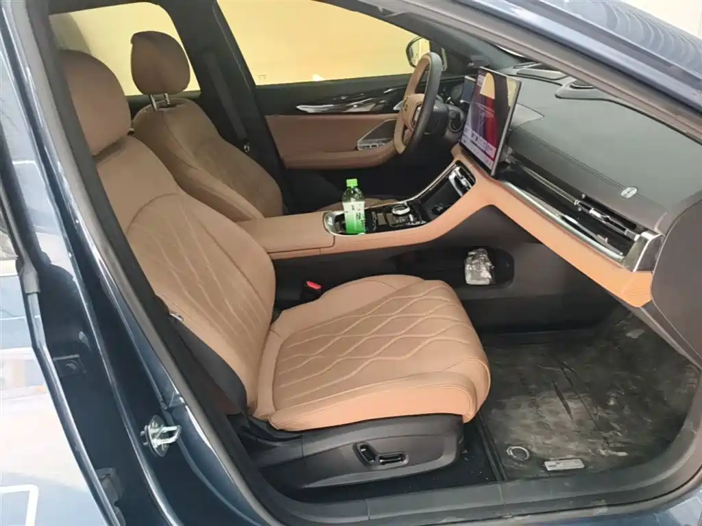 Geely Galaxy Galaxy A7 2025 EM-i фото 25