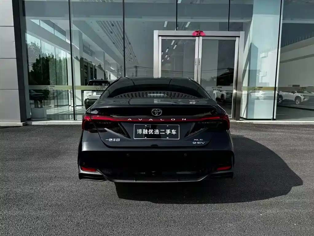 Toyota Avalon 2024 Model Hybrid 2.0L Prestige Edition фото 4