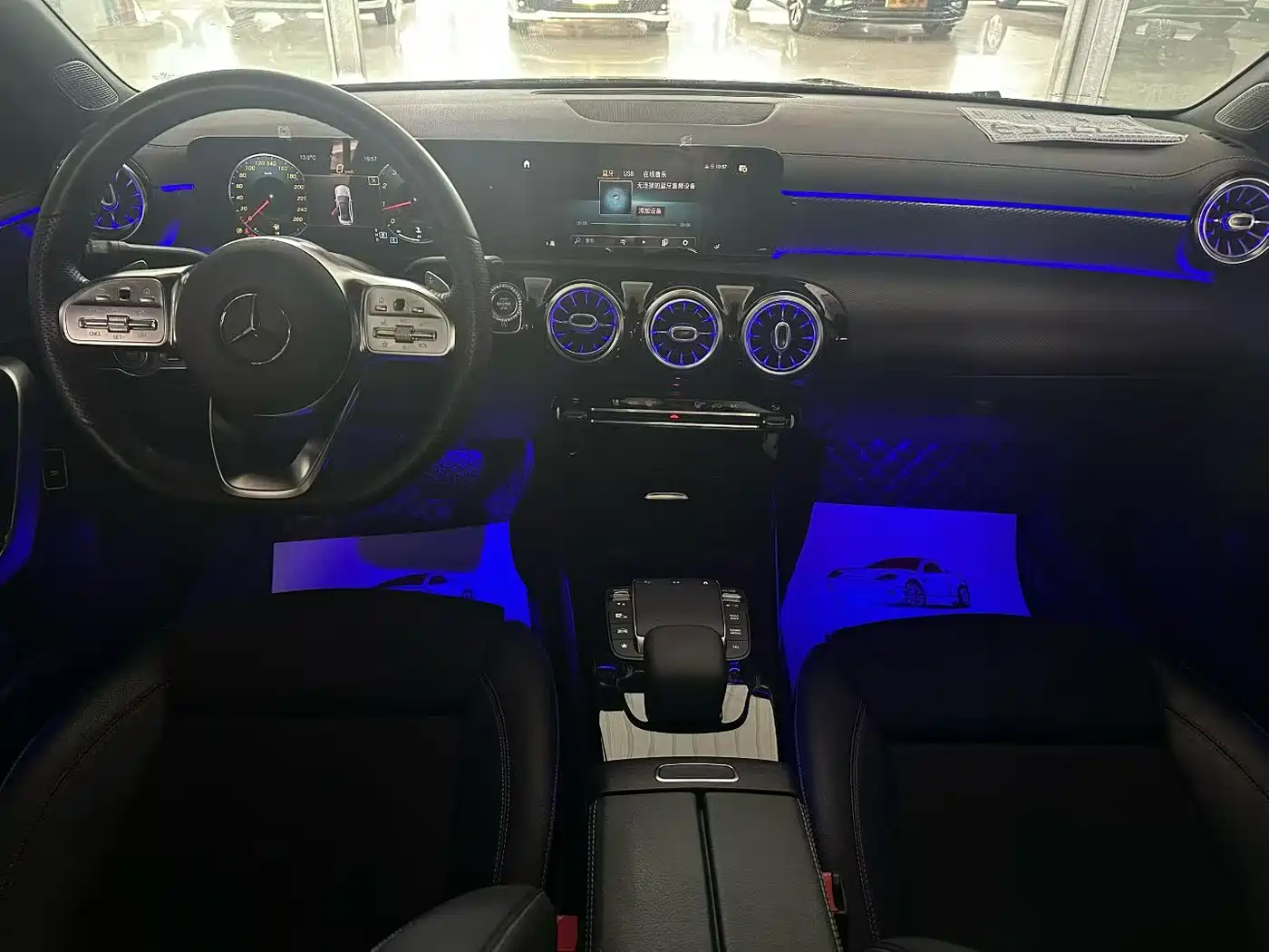 Mercedes-Benz A-Class 2021 A 200 L Sport Sedan Dynamic Type фото 8