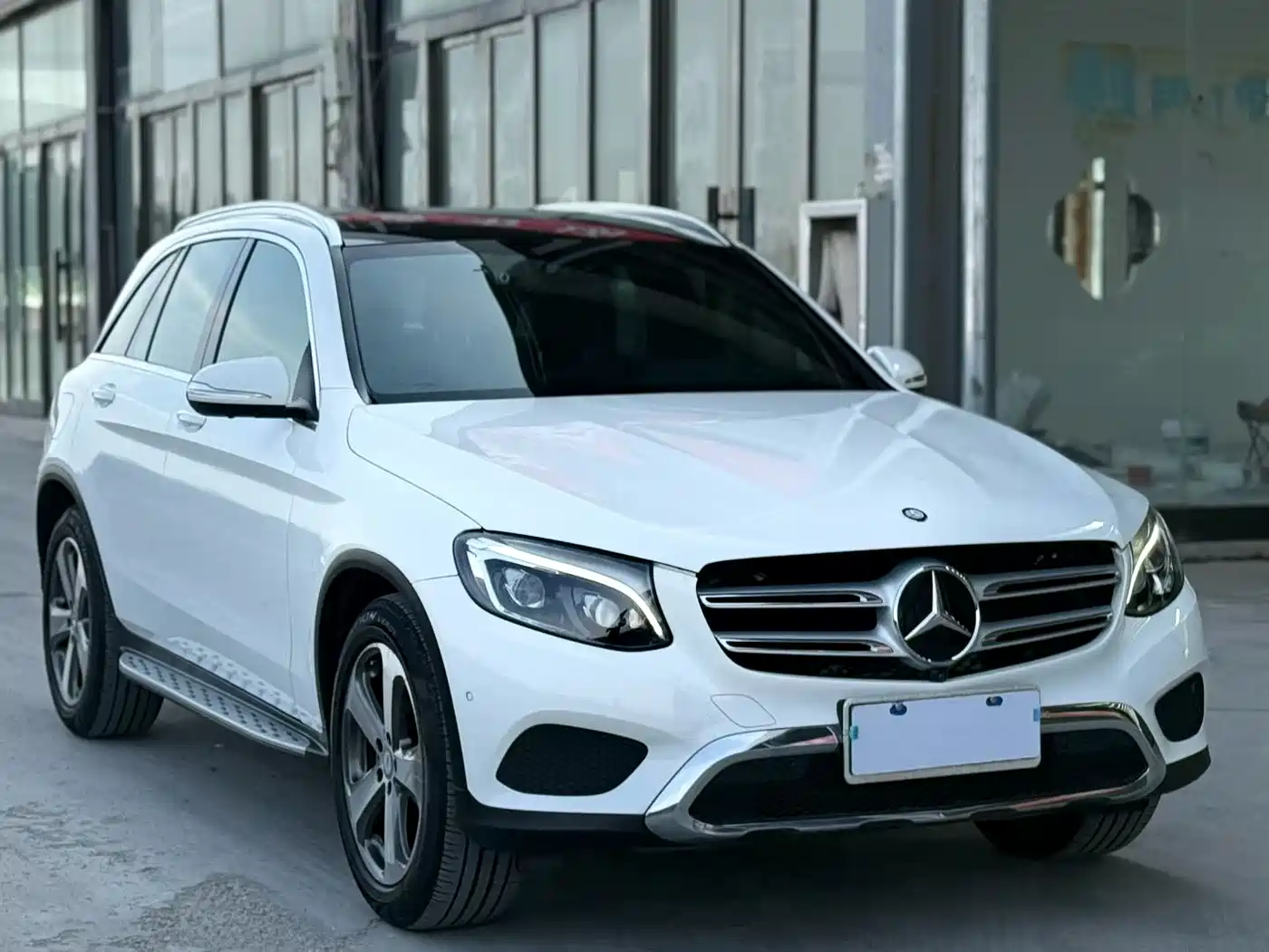 Mercedes-Benz GLC 2016 GLC 300 4MATIC Dynamic фото 3