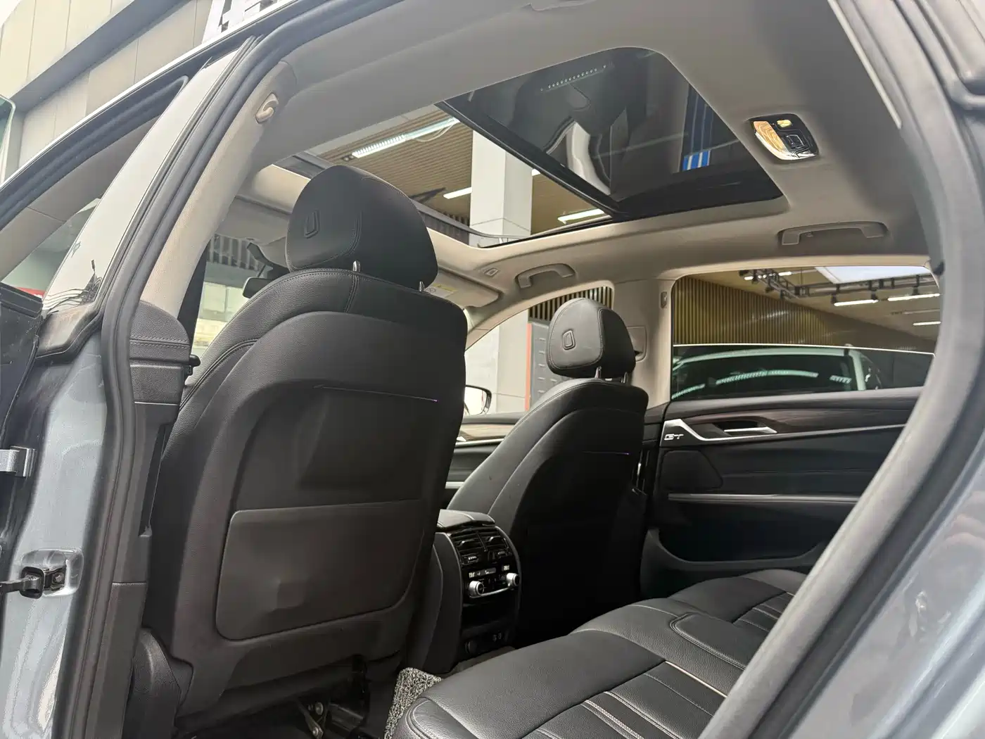 BMW 6 Series GT 2021 630i Luxury Design Package фото 16