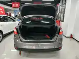 Фото 8 - Ford Focus