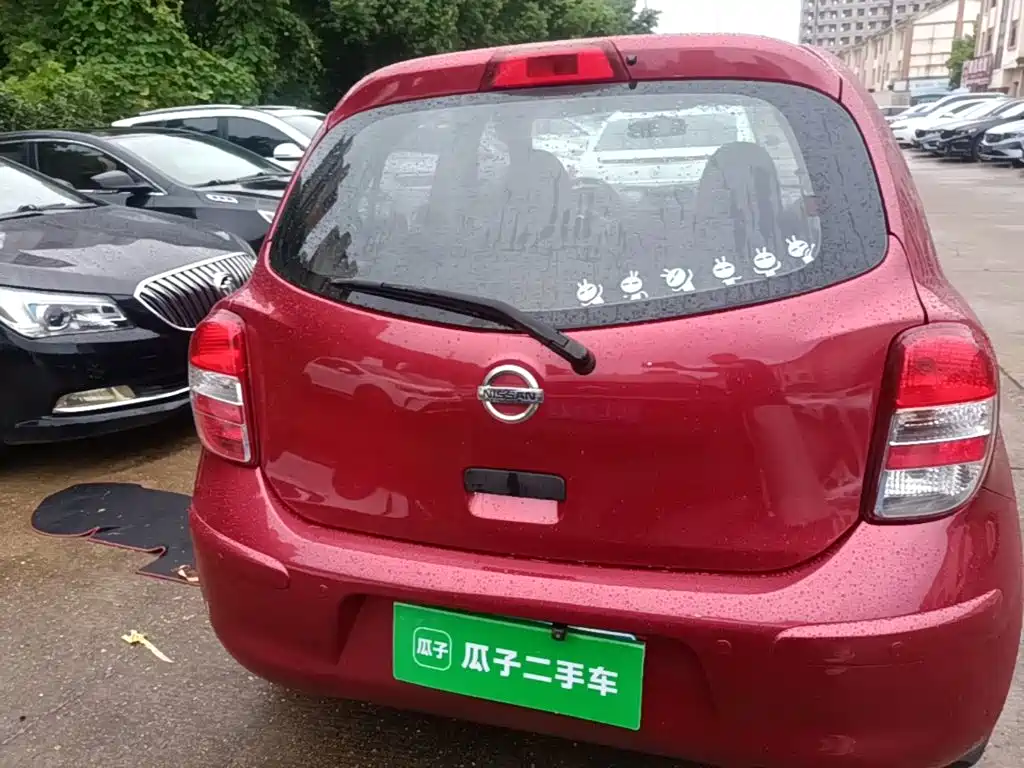 Nissan March 2014 2010 1.5L Automatic Easy Shine Edition