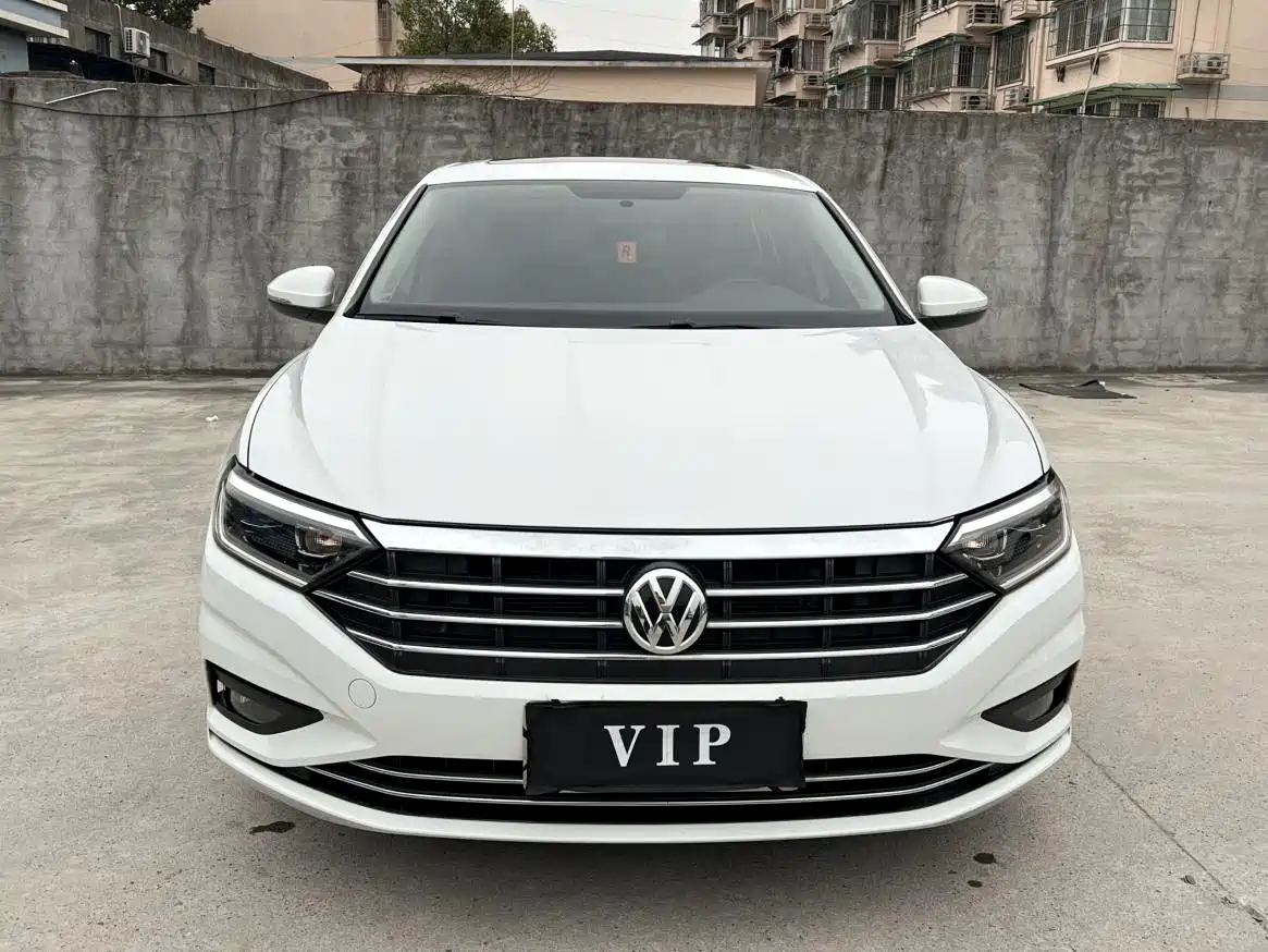 Volkswagen Sagitar 2021 200TSI DSG Fashion Smart Connect Edition фото 2
