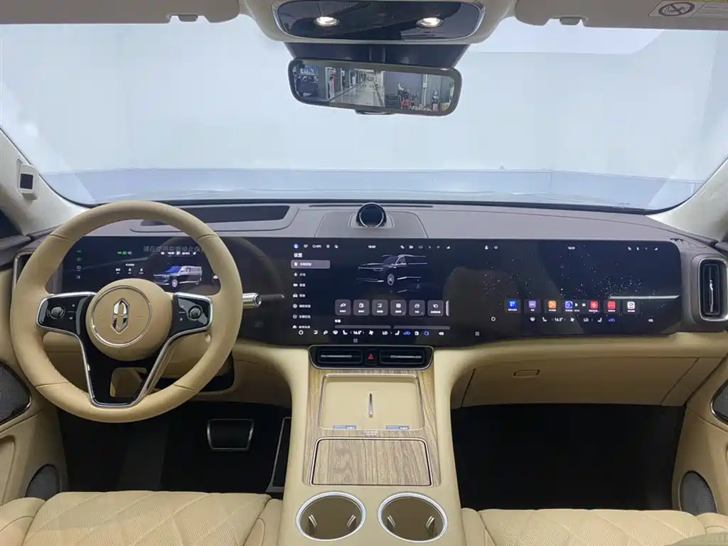 AITO Wenjie AITO M8 2025 Range Extender Max+ Edition 53.4kWh 5-seater фото 23