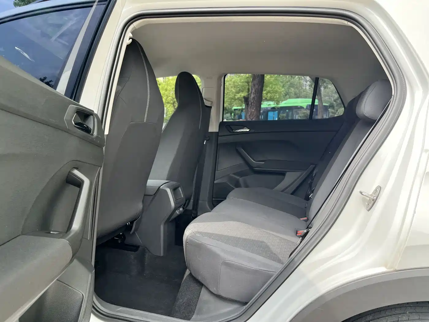 Volkswagen T-Cross 2023 1.5L Automatic Trend Edition фото 5