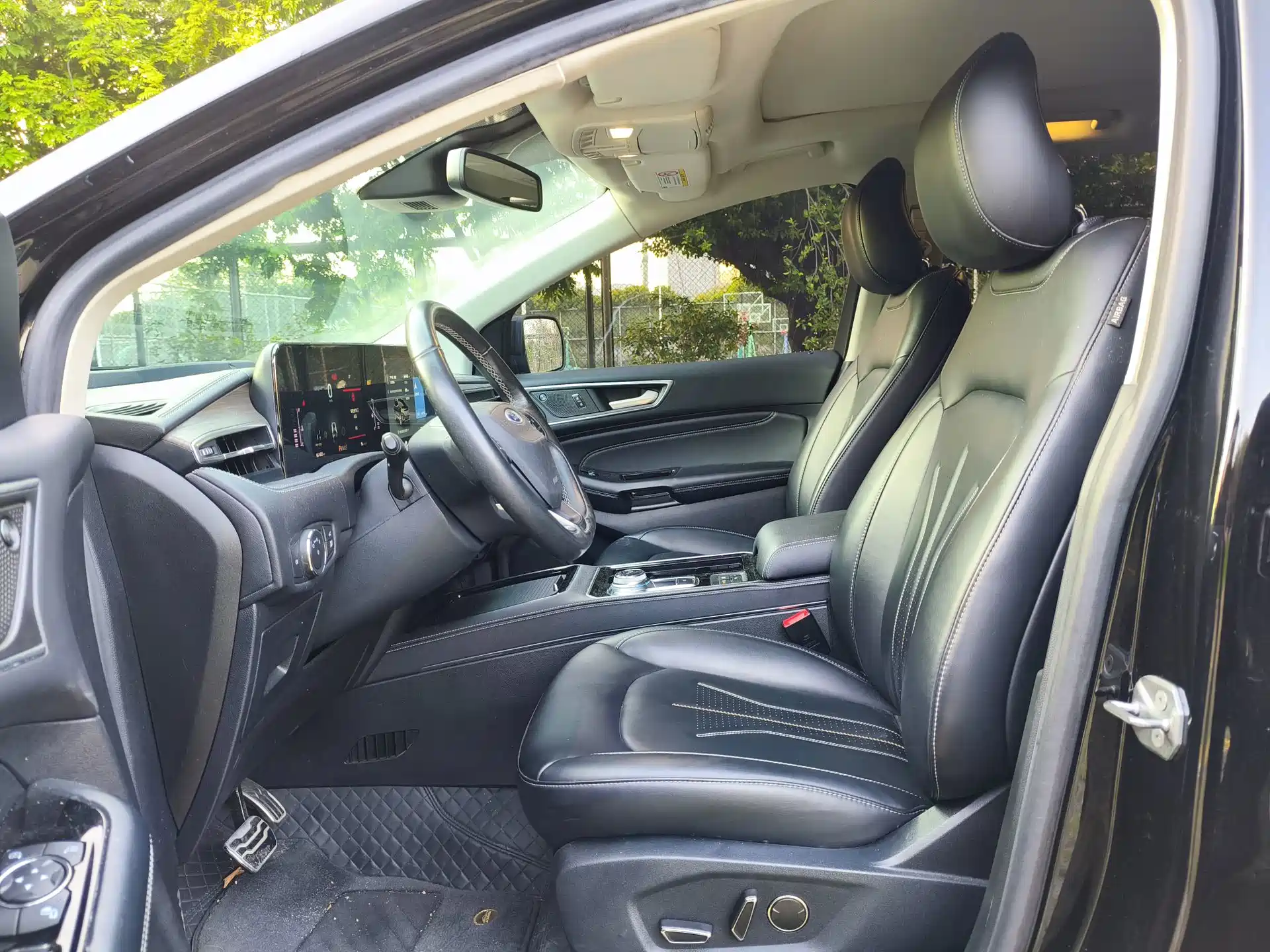 Фото 7 - Ford Edge