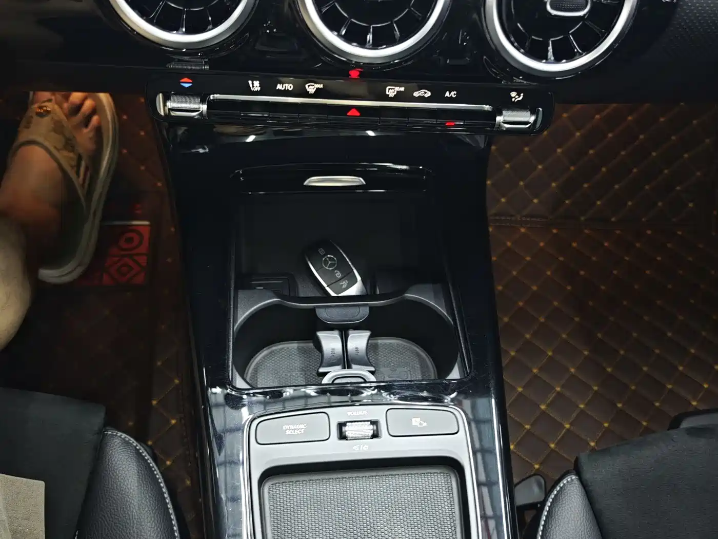 Mercedes-Benz A-Class 2020 A 180 L Sport Sedan фото 17