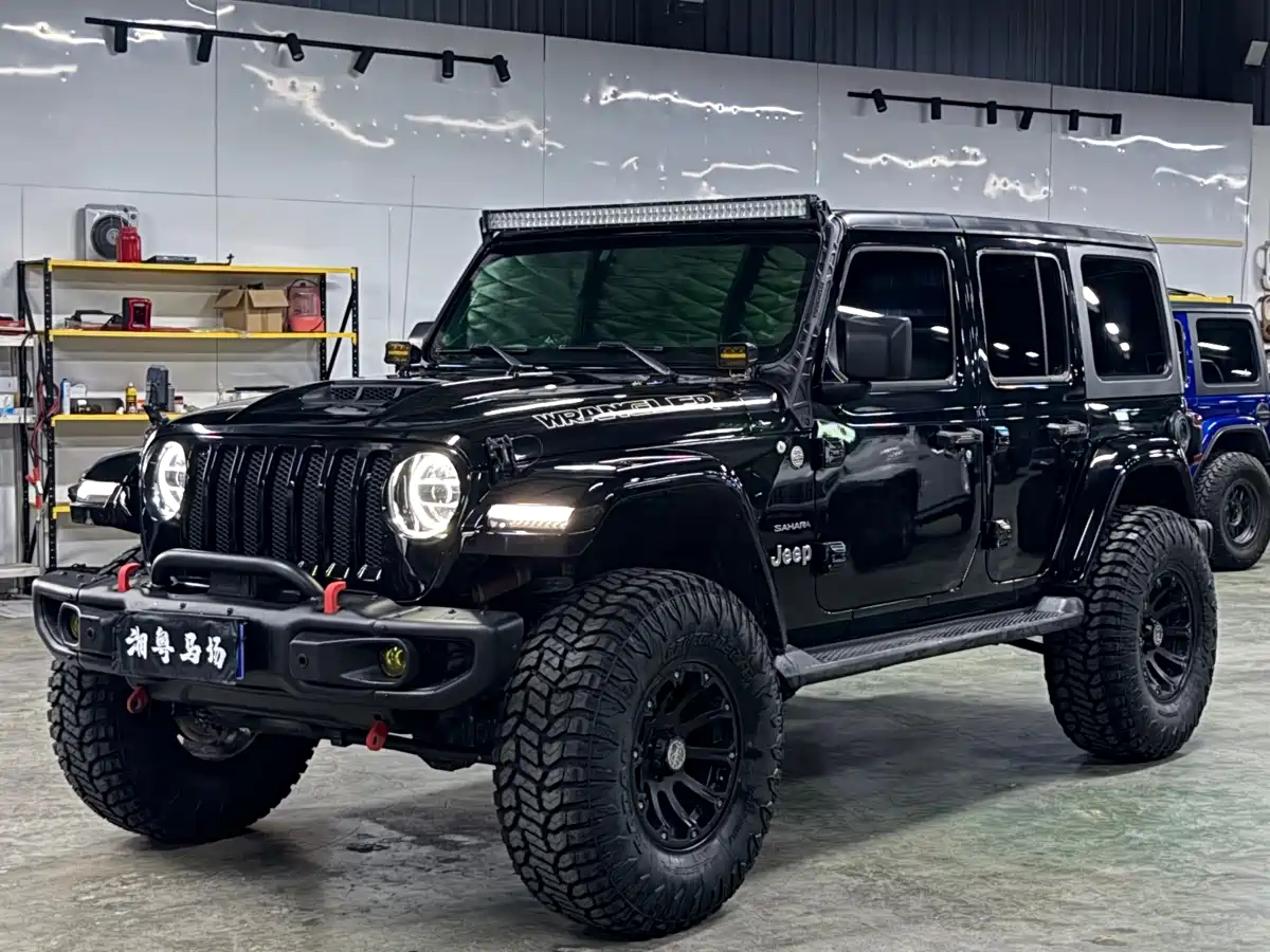 Jeep Wrangler 2019 2.0T Sahara 4-Door China V