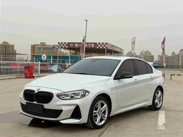 BMW 1 Series 2021 120i M Sport Shadow Edition