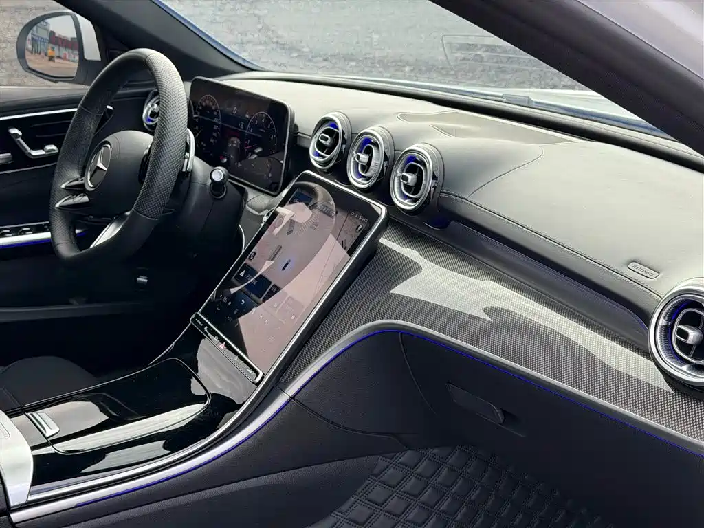 Mercedes-Benz C-Class 2025 C 260 L Sport Edition фото 13