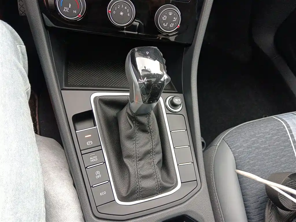 Volkswagen Sagitar 2025 Model Year Facelift 200TSI DSG Soaring Edition фото 14