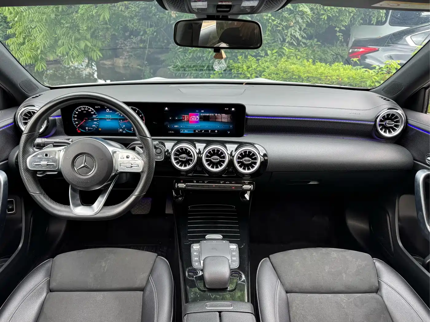 Mercedes-Benz A-Class 2022 A 200 L Sport Sedan Style фото 11
