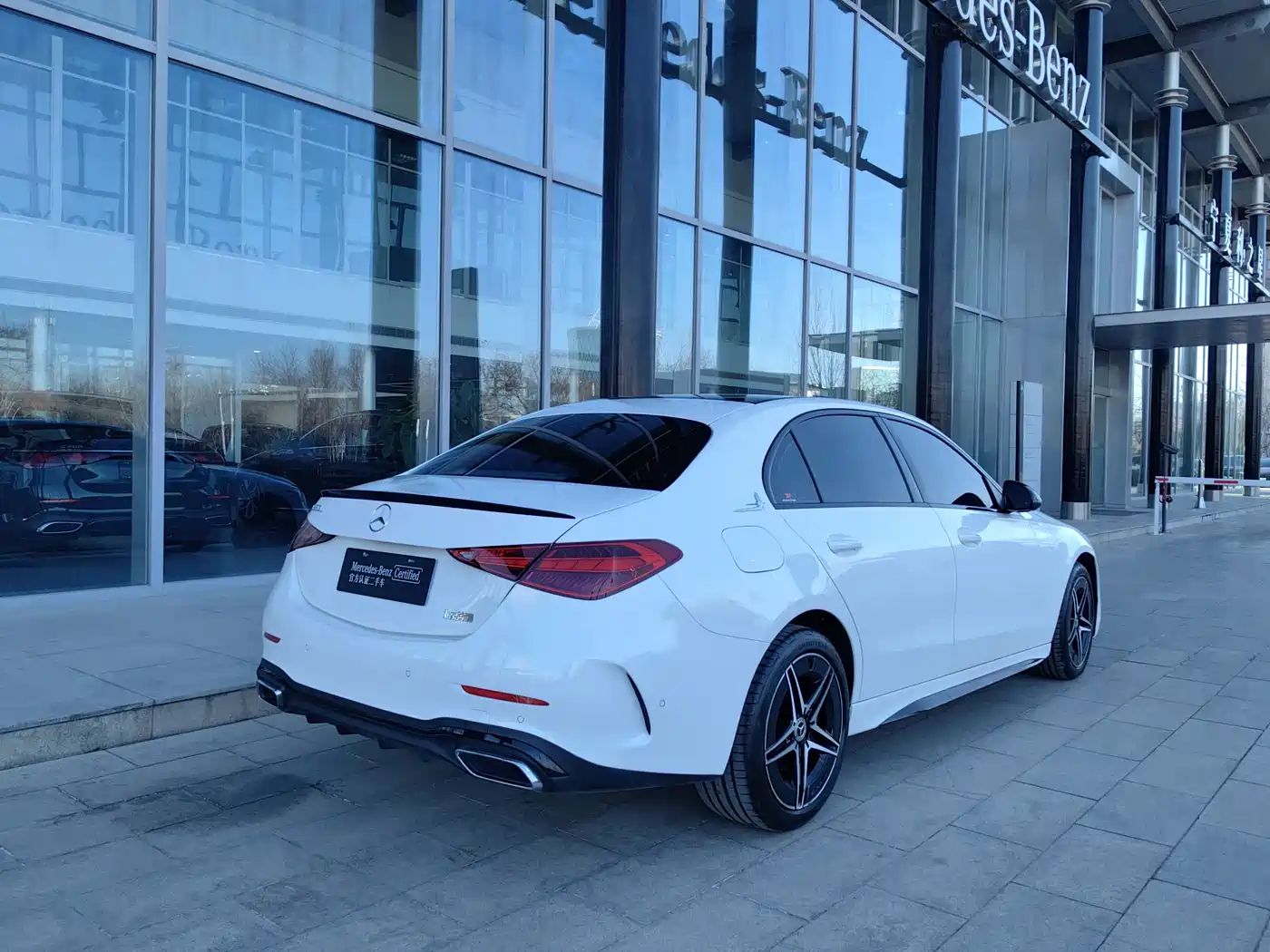 Mercedes-Benz C-Class 2024 C 260 L Night Edition Sport фото 4