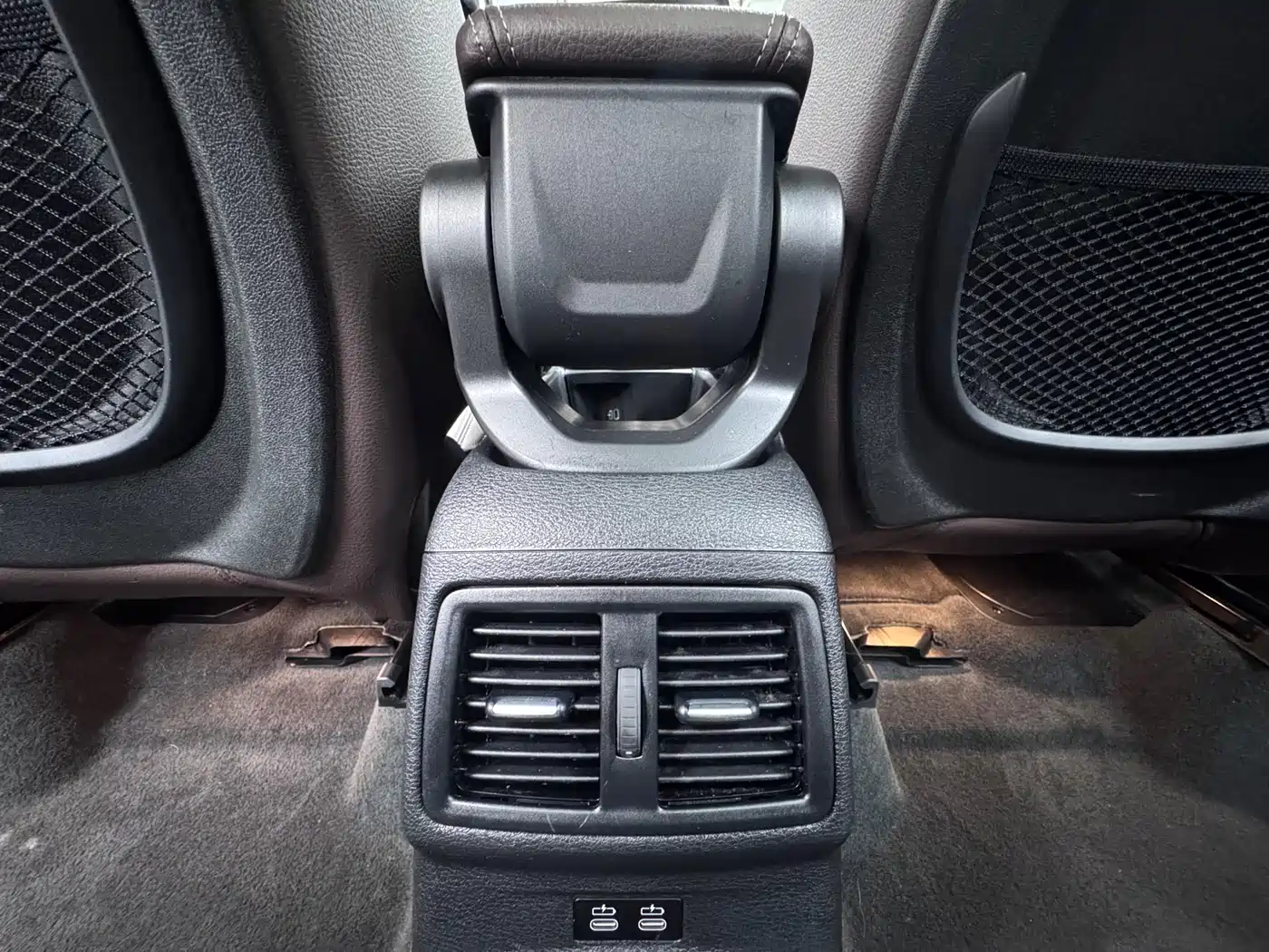 BMW X1 2022 sDrive20Li Premium фото 21