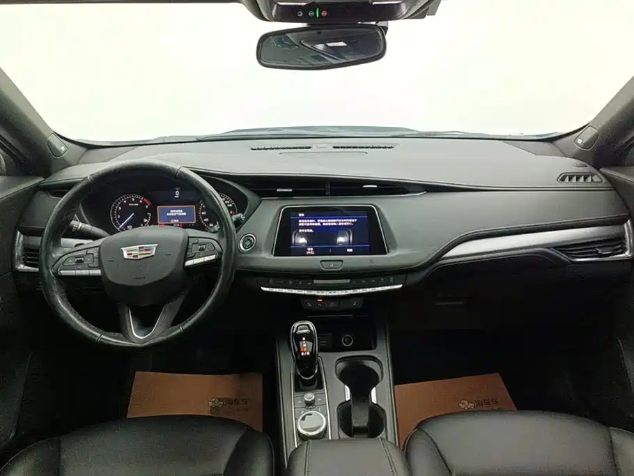 Cadillac XT4 2021 28T FWD Premium Edition фото 12