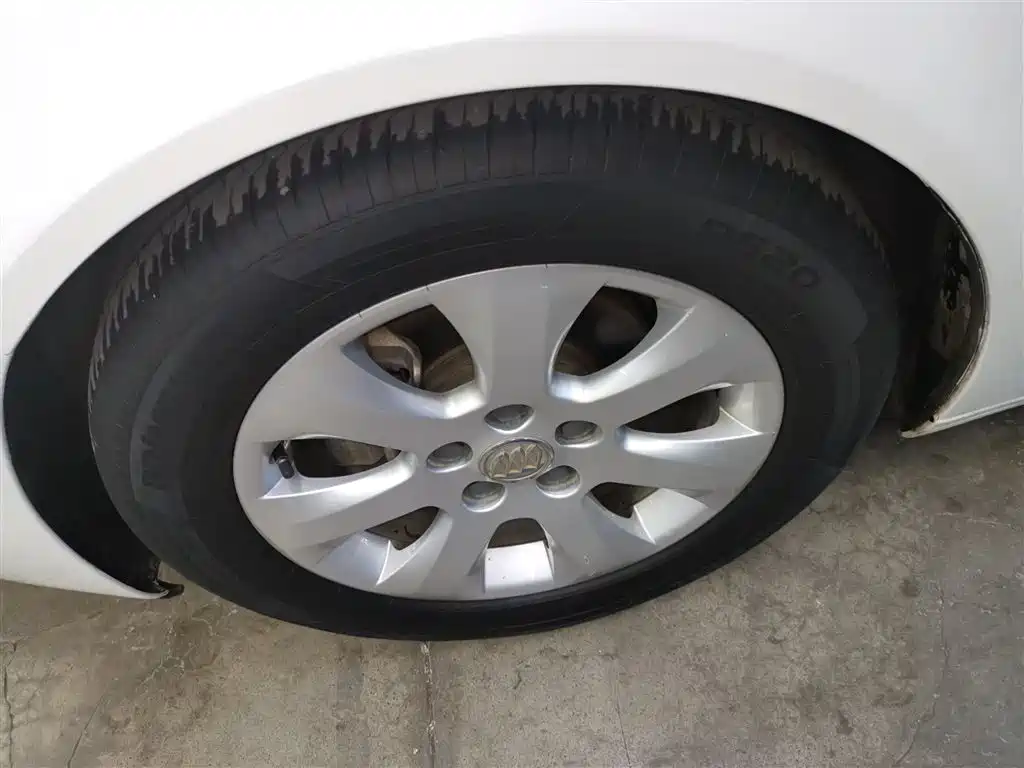Buick Regal 2014 2.0L Elite Fashion Type фото 23