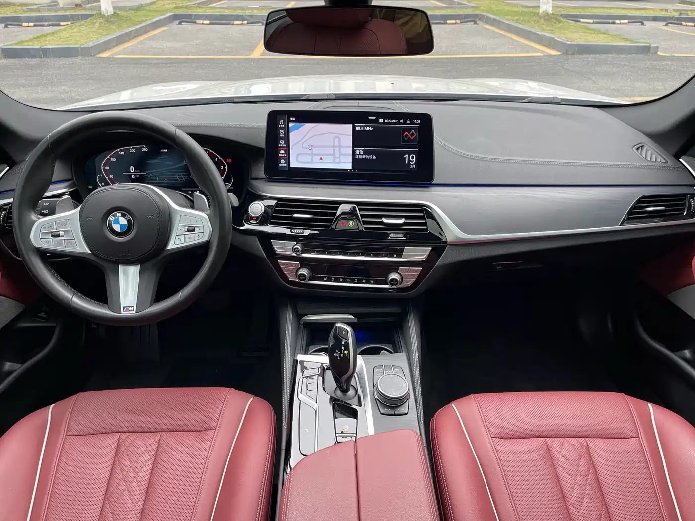 BMW 5 Series 2023 530Li Leading M Sport Package фото 20