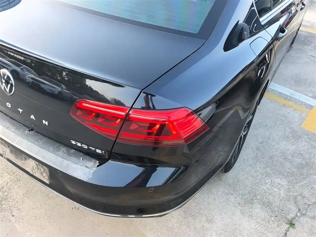 Volkswagen Magotan 2020 330TSI DSG Leading фото 24
