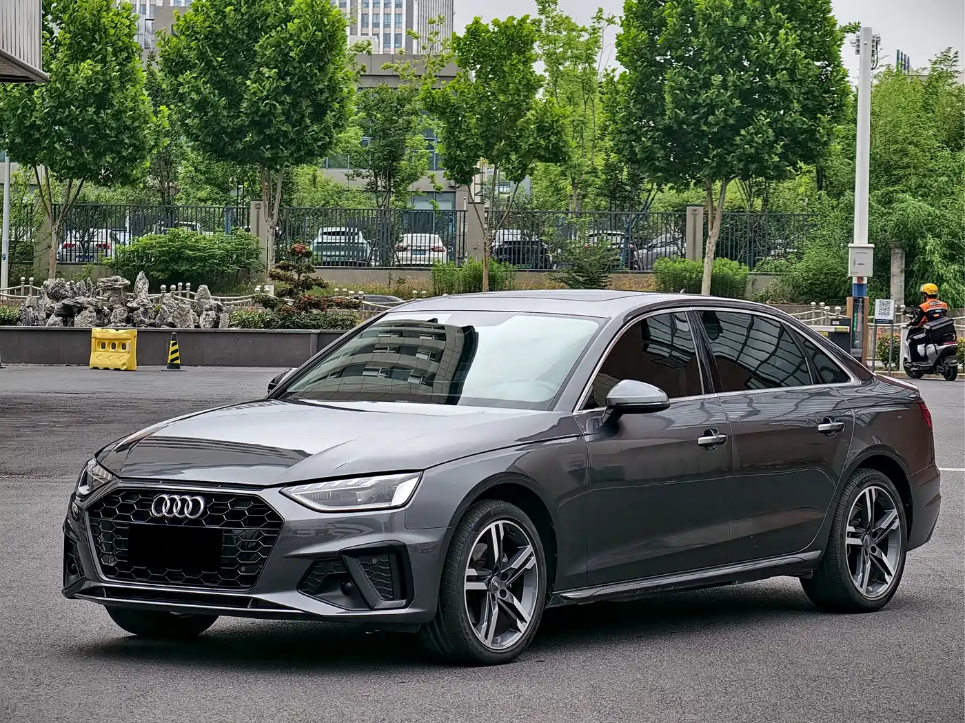 Audi A4L 2020 40 TFSI Fashion Dynamic Edition фото 2