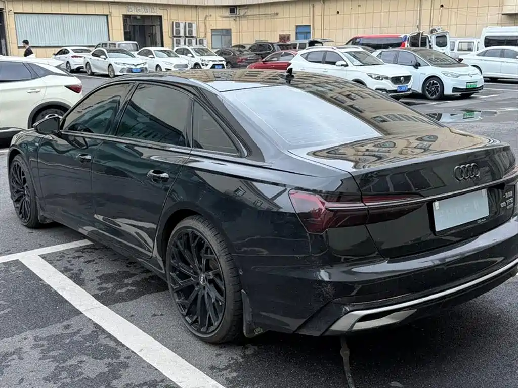 Audi A6L 2023 55 TFSI quattro Exclusive Elegance фото 9