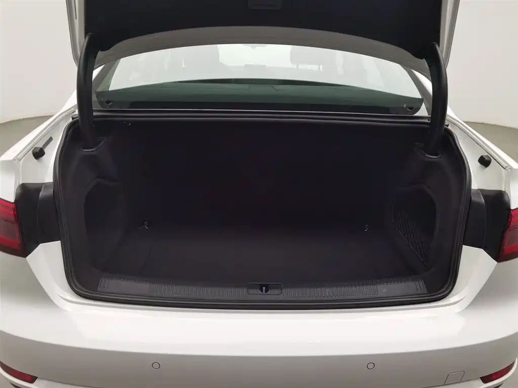 Audi A4L 2017 40 TFSI Progressive фото 16