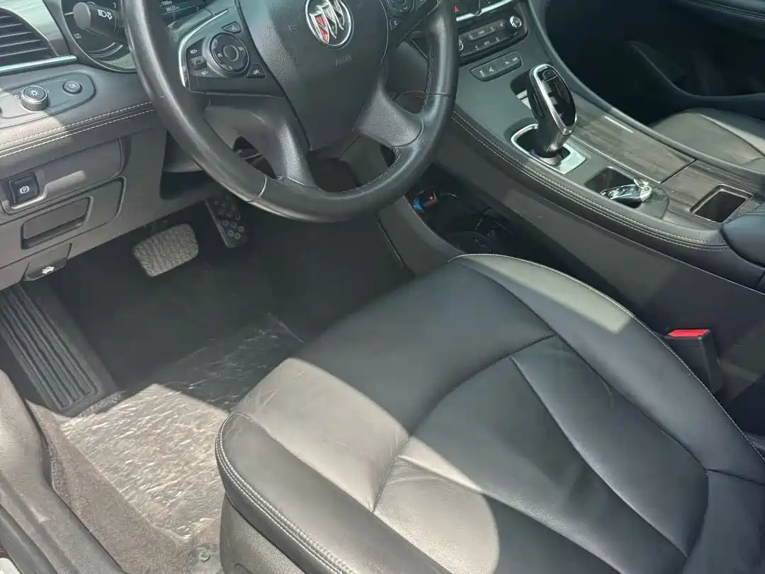 Buick LaCrosse 2016 Facelift 28T Elite фото 9
