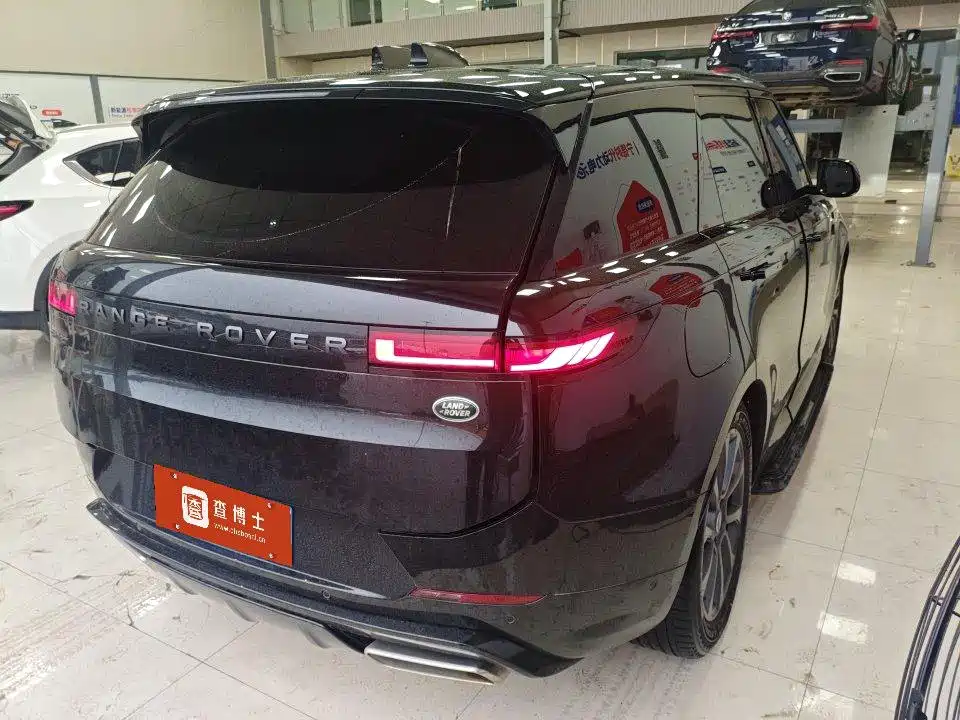 Land Rover Range Rover Sport 2024 400PS Dynamic SE фото 2
