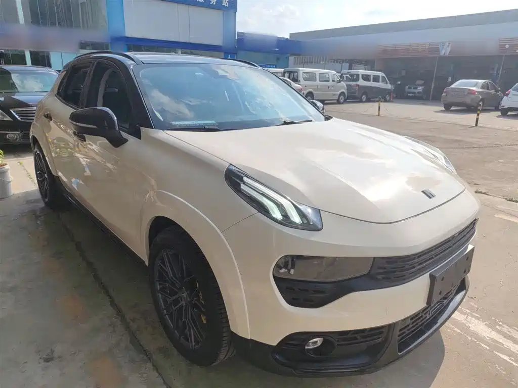 Lynk & Co 02 2018 1.5T DCT 2WD Power Pro Edition China V фото 4