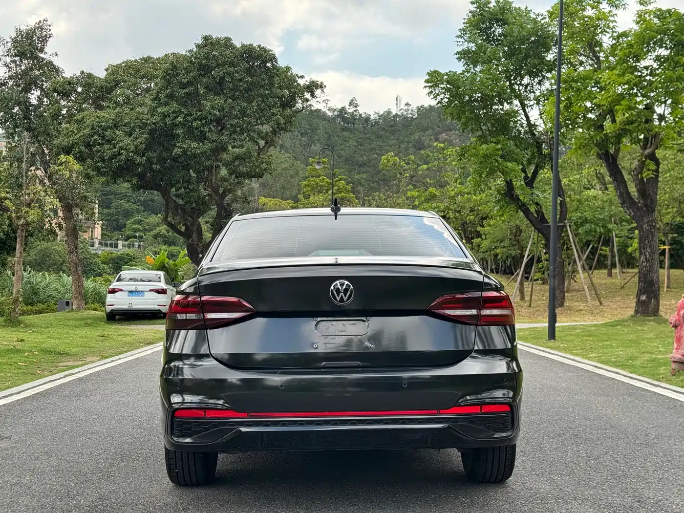 Volkswagen Lavida 2023 280TSI DSG Starlight Comfort Edition фото 8