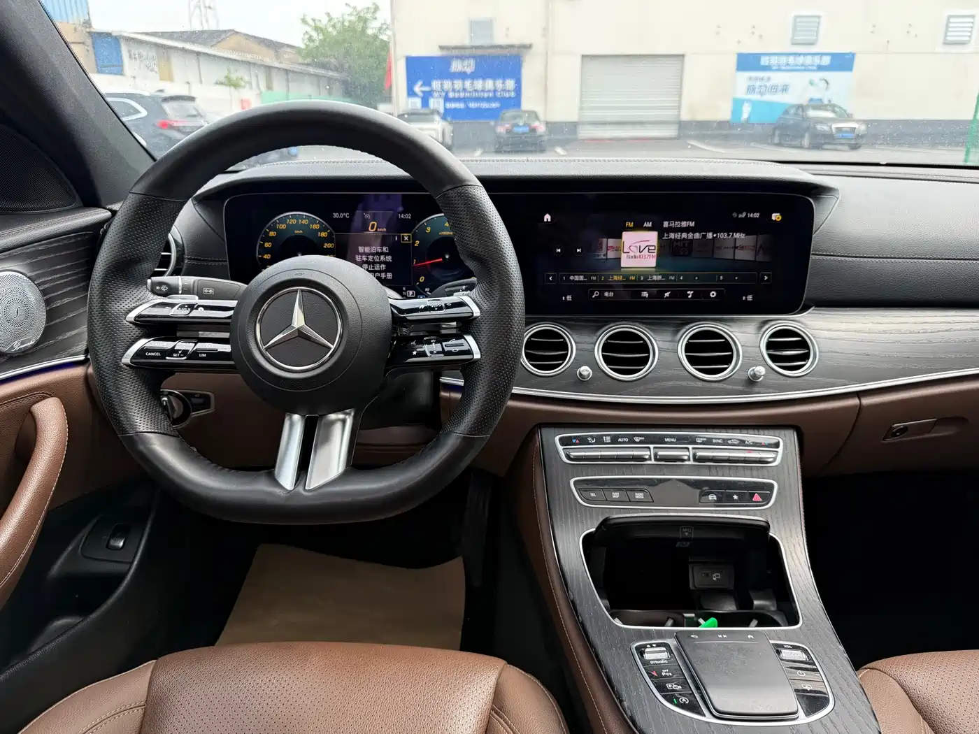 Mercedes-Benz E-Class 2021 E 300 L Sport Fashion фото 11