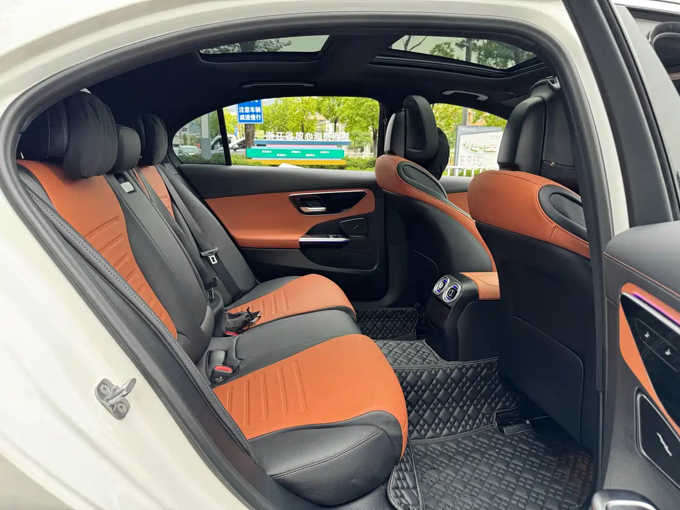 Mercedes-Benz C-Class 2024 Facelift III C 260 L Sport фото 11