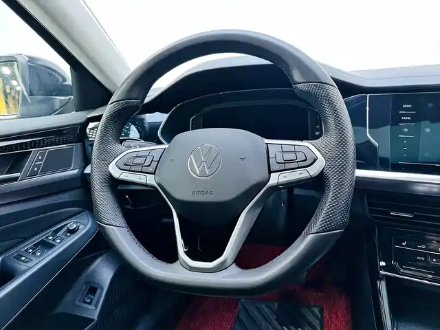 Volkswagen Passat 2022 330TSI Elite Edition фото 11