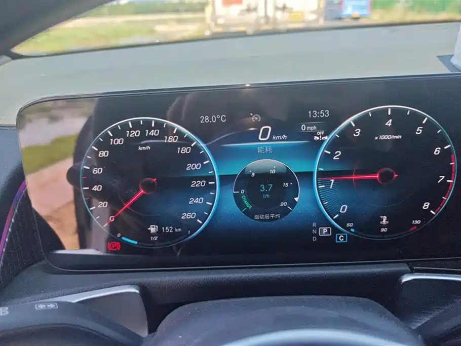 Mercedes-Benz GLB 2023 GLB 220 Style фото 14