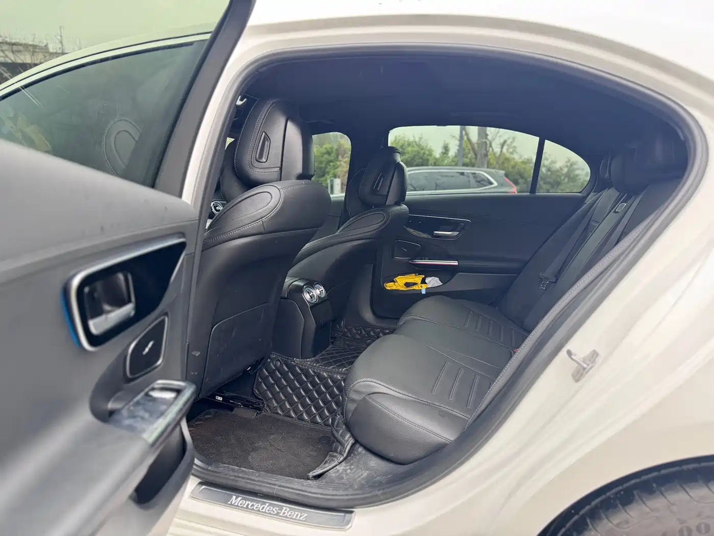 Mercedes-Benz C-Class 2024 Facelift C 260 L Sport фото 8