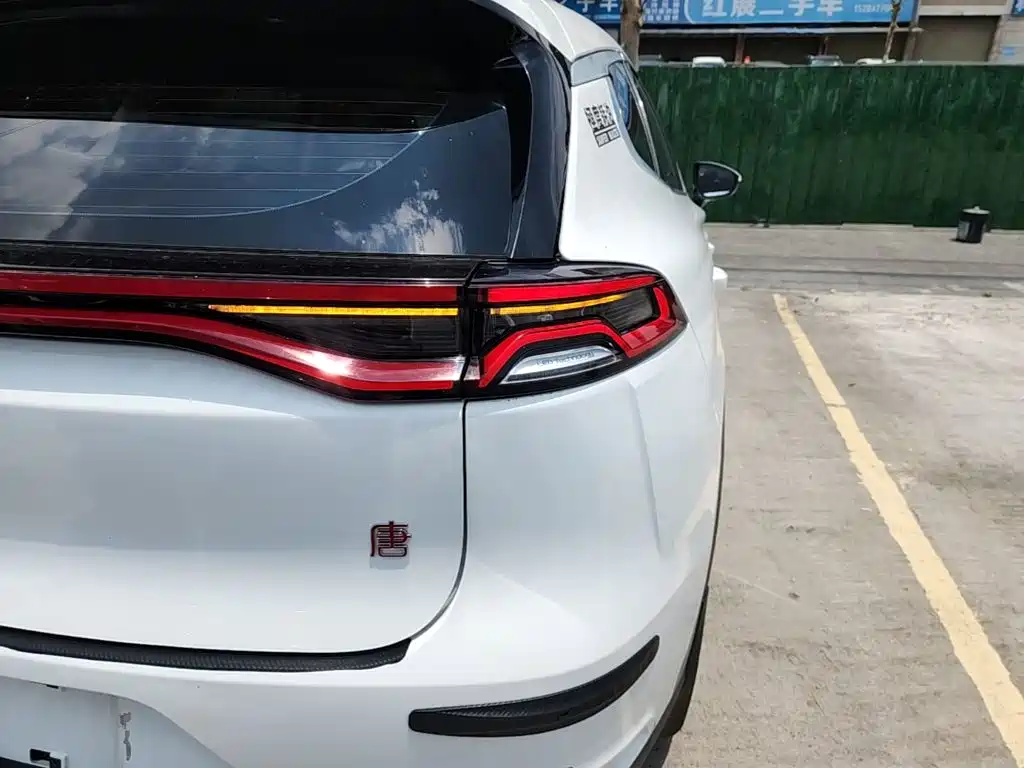 BYD TANG