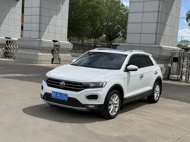 Volkswagen T-Roc 280TSI DSG, Моноприводный Элит, PLUS