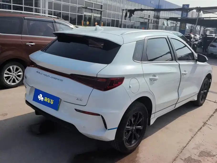 BYD e2 2019 Long Range Yao·Luxury Model фото 3