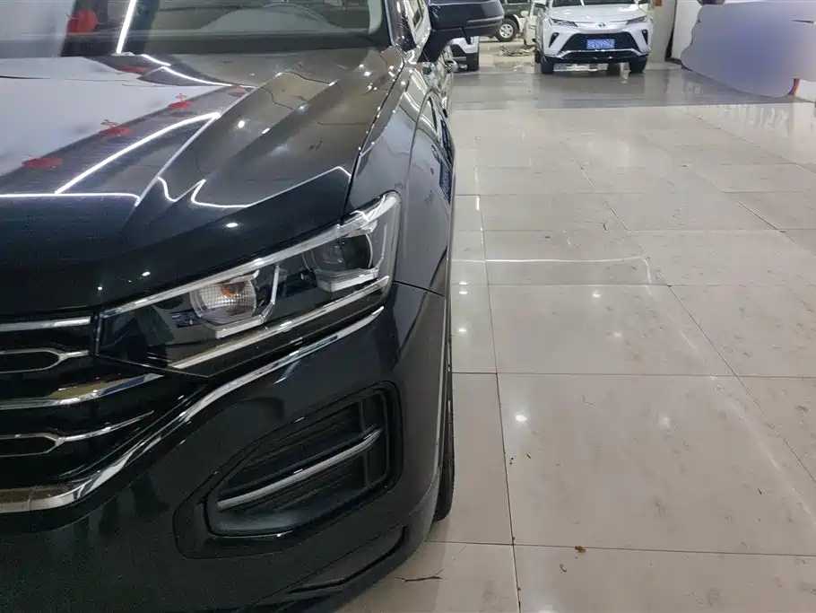 Volkswagen Tayron 2020 330TSI 2WD Luxury Smart Edition фото 5