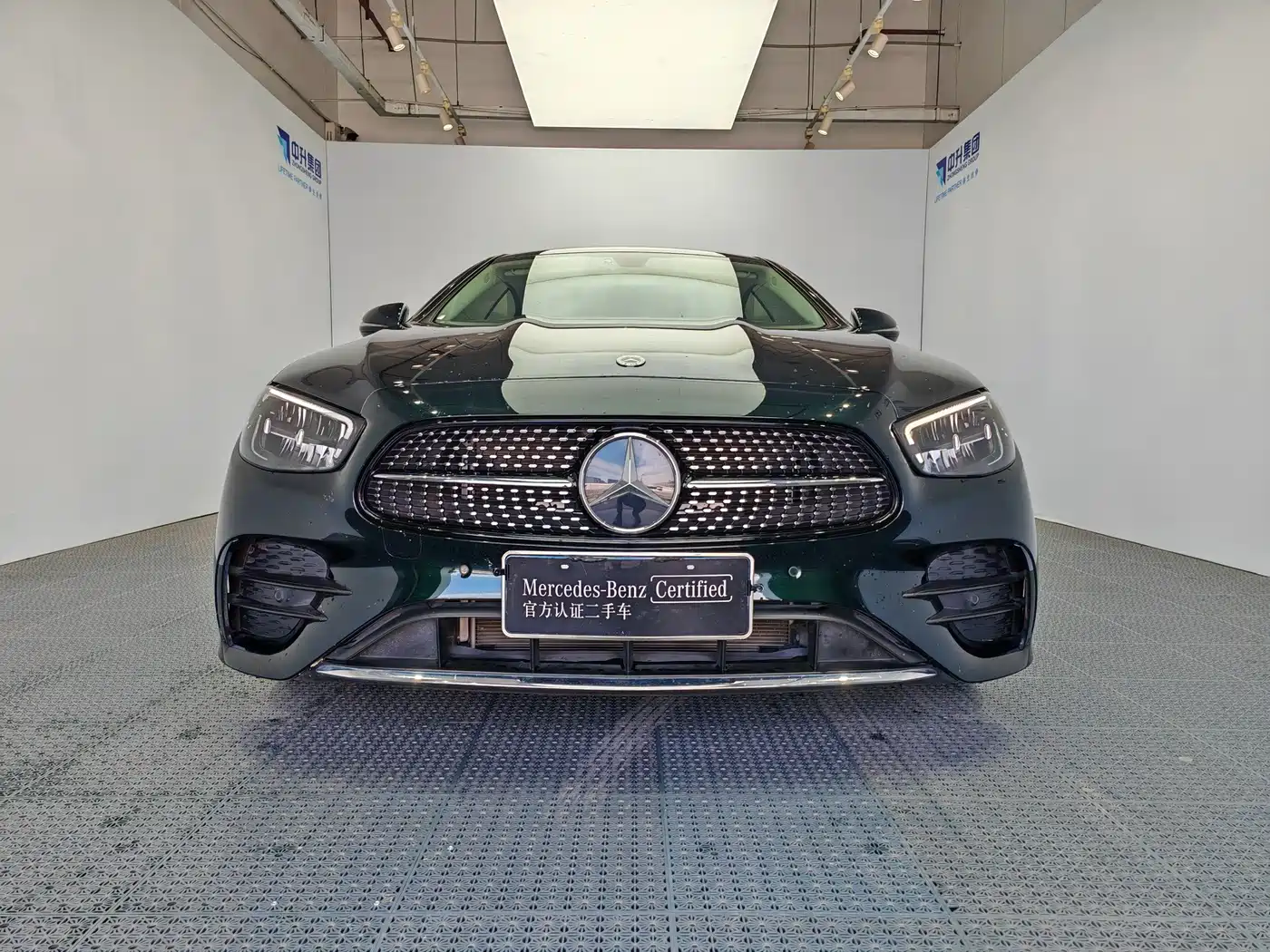 Mercedes-Benz E-Class (Import) 2023 E 260 Coupe фото 2