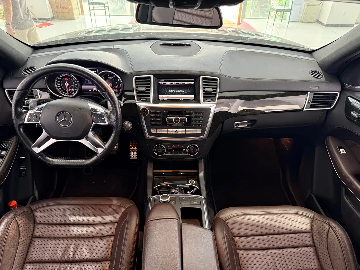 Mercedes-Benz GL-Class AMG 2014 AMG GL 63 фото 9